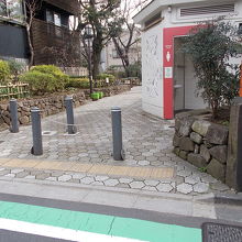 奥が広いです。