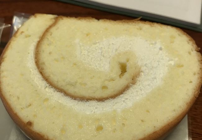 スフレのようなロールケーキ