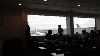 景色の良いラウンジ