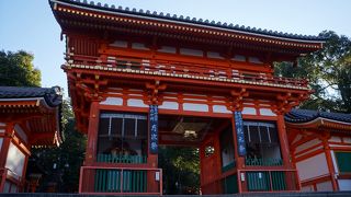 八坂神社といえば、この門を思い出すくらい