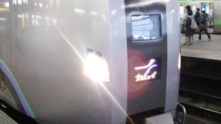 移動中、パソコン等の作業をしたい方はコンセントがある指定席の利用がオススメ