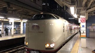 贅沢な列車の旅