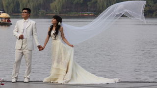 新婚さん、いらっしゃーい。v(^o^)v