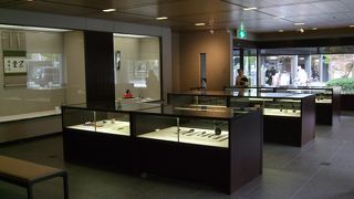 内部にはギャラリー