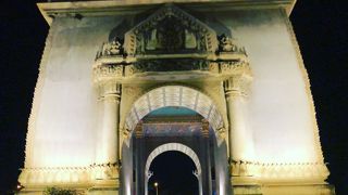 夜行きましたが、なかなか綺麗でした