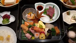 秋の吹き寄せ弁当