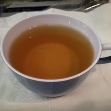 食後のウーロン茶