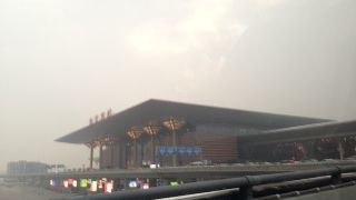 新しく、大きくきれい