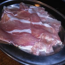 ＳＮＳ投稿で何度もおかわりできる生ハム