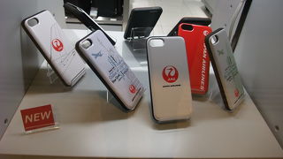 JALのiPhoneカバーもあります。