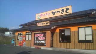 二川駅近くの格安トンカツ料理店