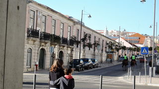 リスボンからテージョ川沿いに６Ｋｍ程の地区