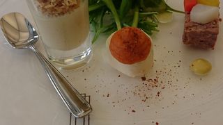 京大でフレンチ、歴史ある建物の中のレストラン