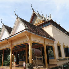 遺跡内にあるお寺