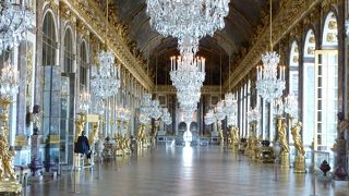 鏡の間に（ほぼ）一番乗りしたとき