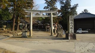 二月堂の近くにあります。