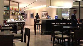 日本のラウンジレベルを期待してはいけない