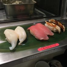 ヤリイカ、マグロ、穴子