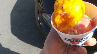 沖縄のアイスと言えばブルーシール