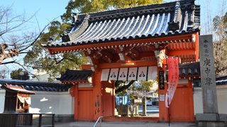 まずは庚申堂から