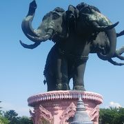 細部までこだわりを感じられるErawan Museum