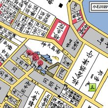 別の江戸絵図にも、表鳥居と南に延びている参道の様子が解ります