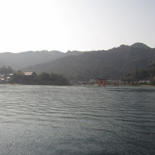 大鳥居と弥山原始林