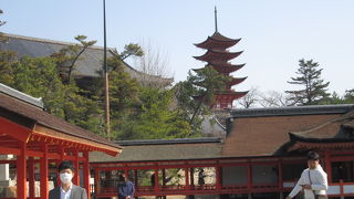 １４世紀初頭に創建された三間五重塔