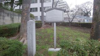 逓信病院のところにあります