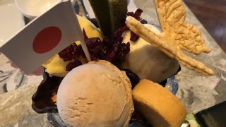 アイスクリームは２階でゆったりと