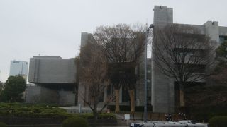 威厳を感じるデザイン