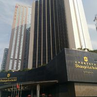 深&#22323;駅（羅湖側）からの外観