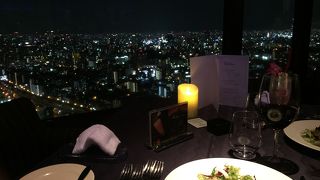 夜景の綺麗なディナー