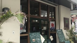 おしゃれなカフェ