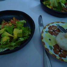 サラダと、パン！