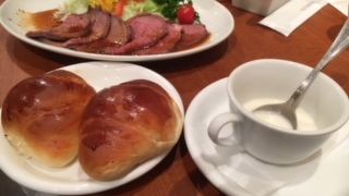 落ち着いている