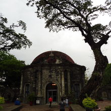 真ん中のST SANCRATIUS CHAPEL