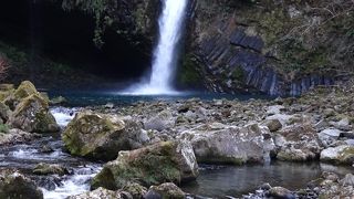 日本の滝１００選のひとつ、天城山の滝