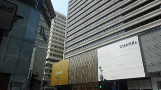 ネイザンロードと並行して