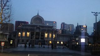 とても荘厳な建物です