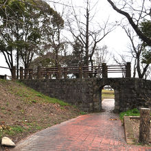 ドイツ橋を模した橋