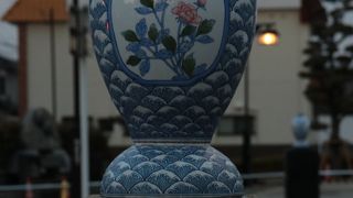 陶器のオブジェがあります