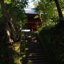 神武寺の山門