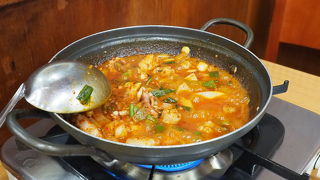 一人でもOK！名物タコ炒め