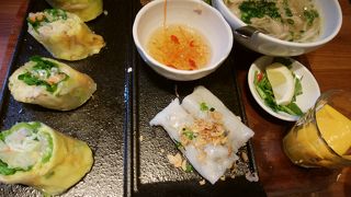 休日にもランチセットメニューあり