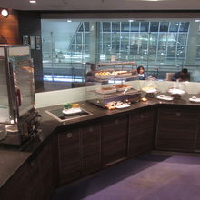 ロイヤルシルクラウンジ (スワンナプーム空港内)