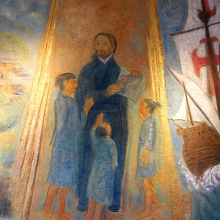 壁画で生涯を展示