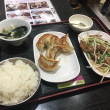 レバニラ炒めと餃子ランチセット