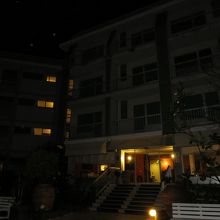 ホテル ギローニ