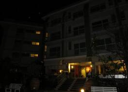 ホテル ギローニ 写真